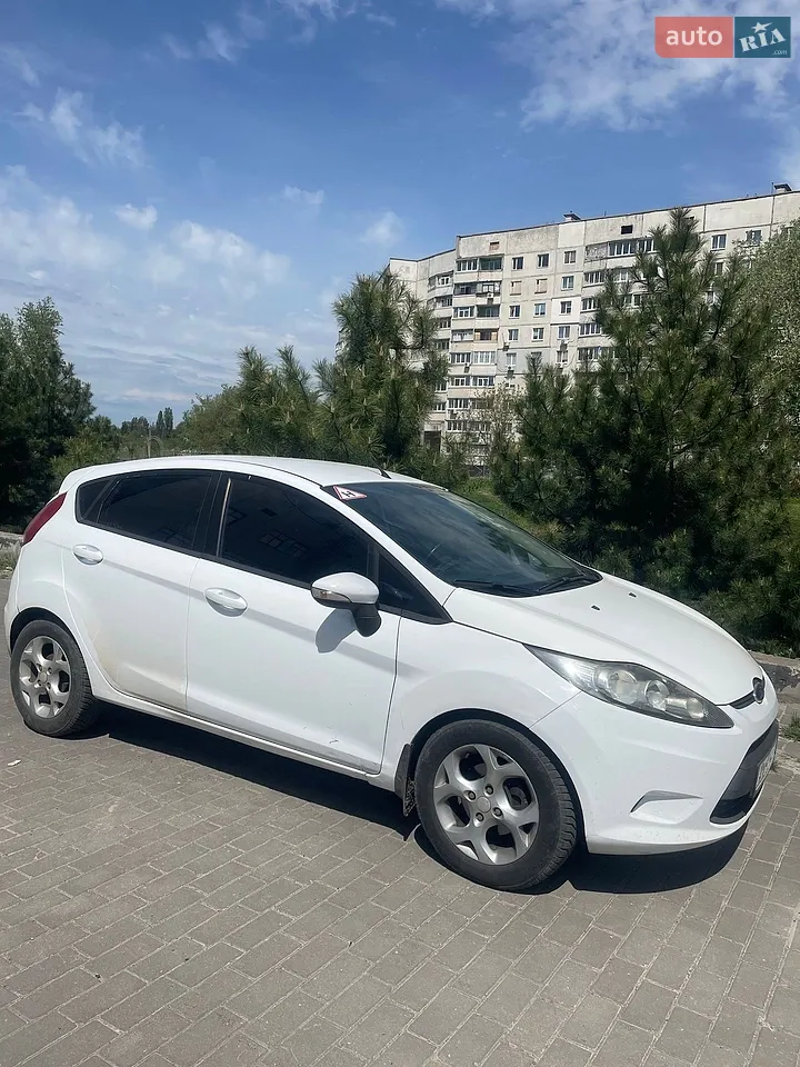 2013 Ford Fiesta - мініатюра 18