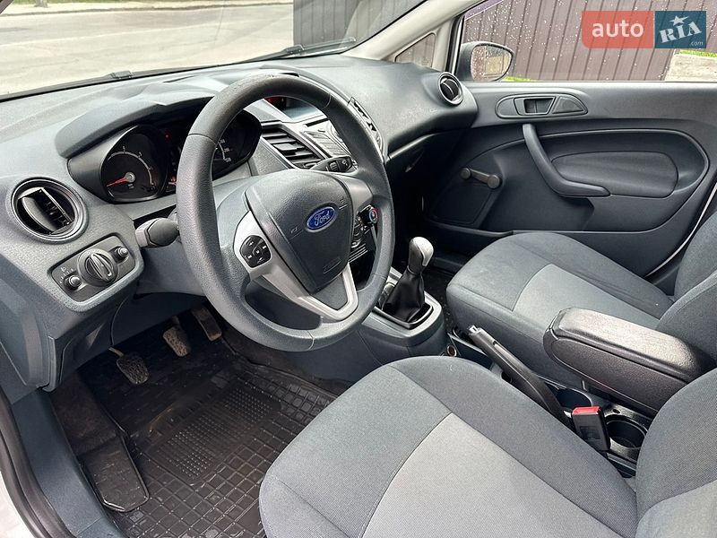 Хэтчбек Ford Fiesta 2011 в Виннице
