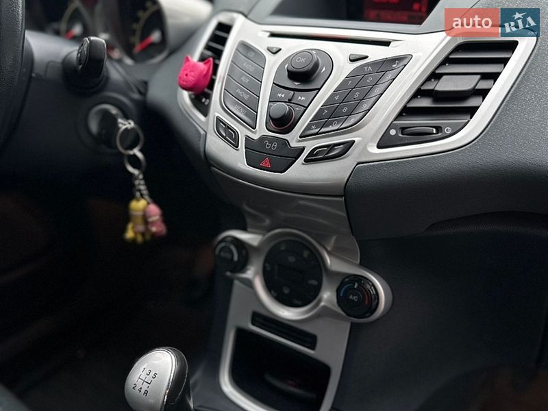 Хетчбек Ford Fiesta 2008 в Житомирі
