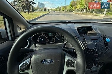 Седан Ford Fiesta 2017 в Днепре