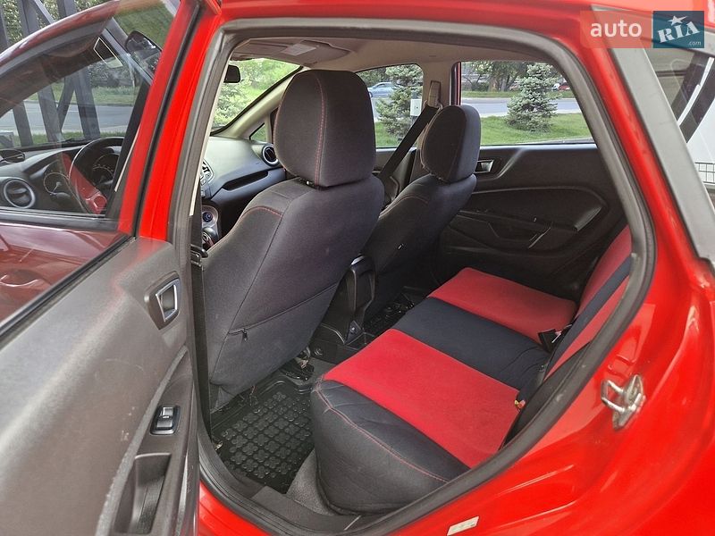 Седан Ford Fiesta 2014 в Броварах