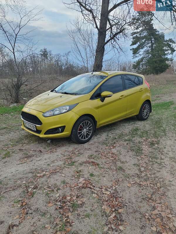 Хетчбек Ford Fiesta 2013 в Києві