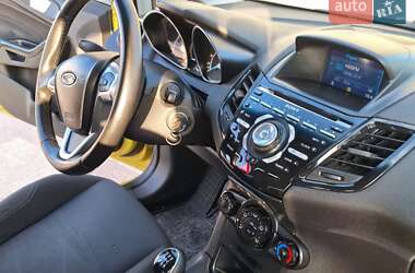 Хетчбек Ford Fiesta 2013 в Києві