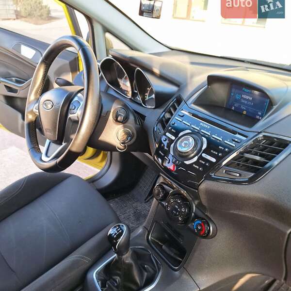 Хетчбек Ford Fiesta 2013 в Києві