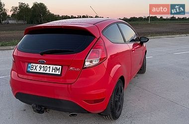 Хетчбек Ford Fiesta 2014 в Шепетівці