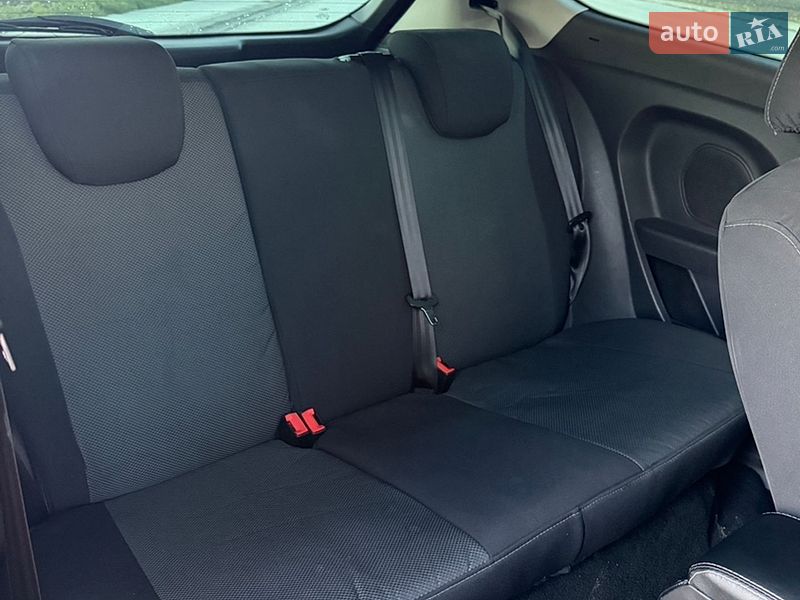 Хетчбек Ford Fiesta 2014 в Шепетівці