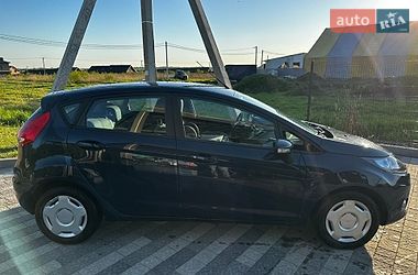 Хетчбек Ford Fiesta 2011 в Львові