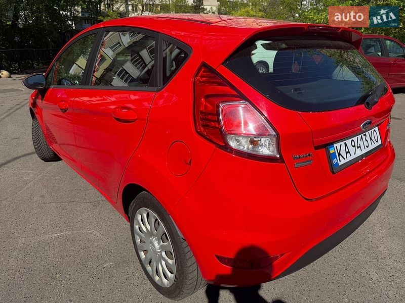 Хэтчбек Ford Fiesta 2013 в Киеве