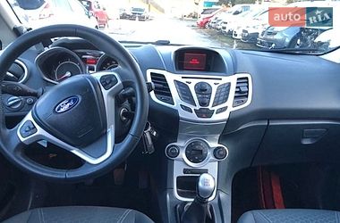 Хетчбек Ford Fiesta 2012 в Стрию
