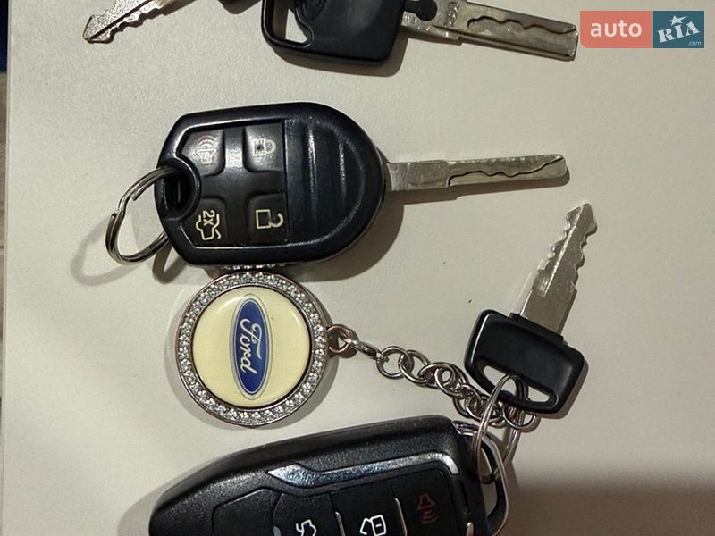 Седан Ford Fiesta 2017 в Львове