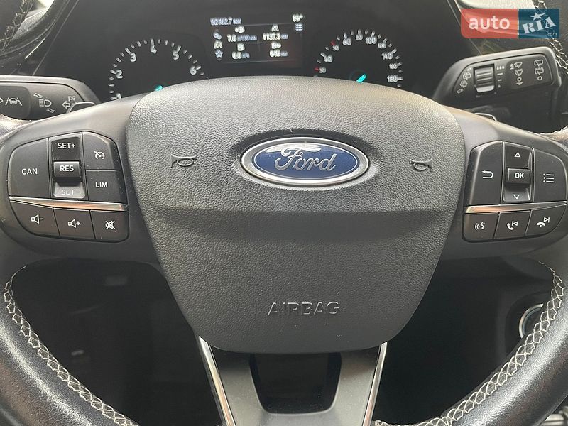 Хэтчбек Ford Fiesta 2017 в Киеве