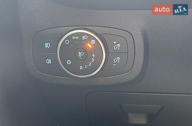 Хэтчбек Ford Fiesta 2017 в Киеве
