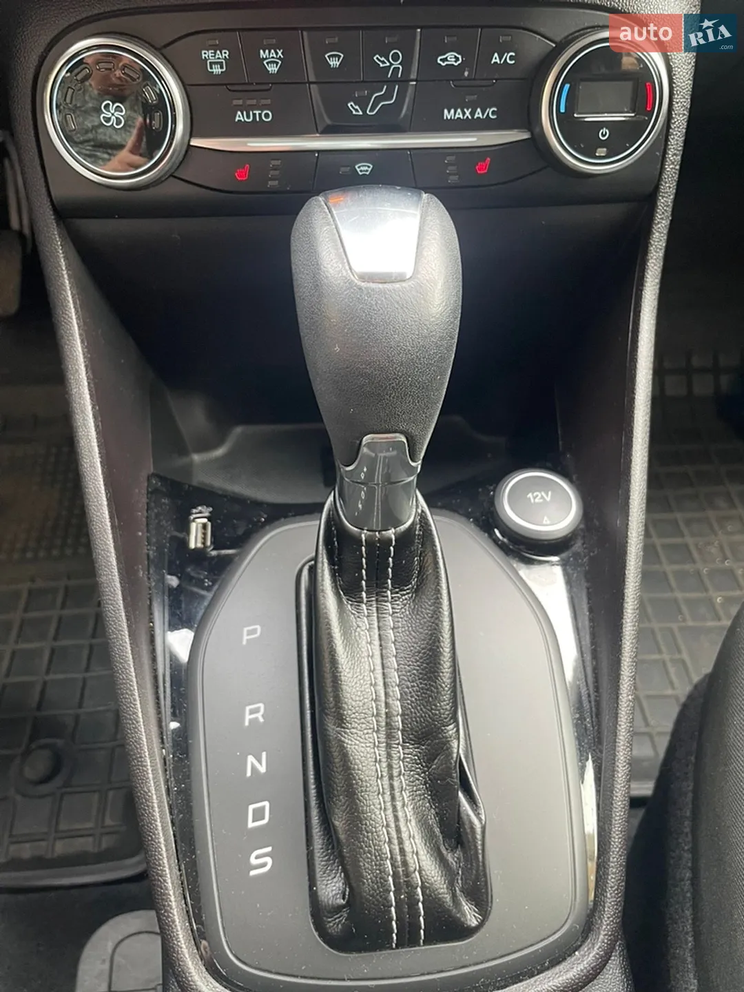 2017 Ford Fiesta - мініатюра 27