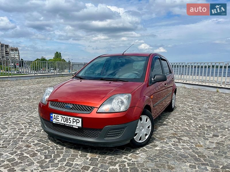 Хэтчбек Ford Fiesta 2007 в Днепре