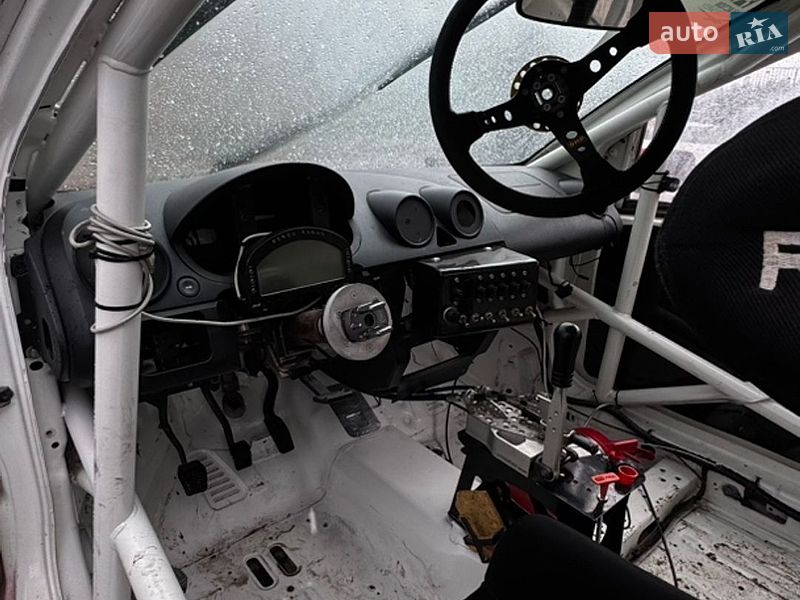 Хэтчбек Ford Fiesta 2006 в Киеве