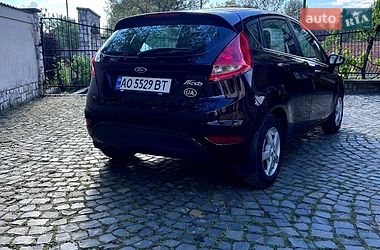 Хетчбек Ford Fiesta 2010 в Береговому