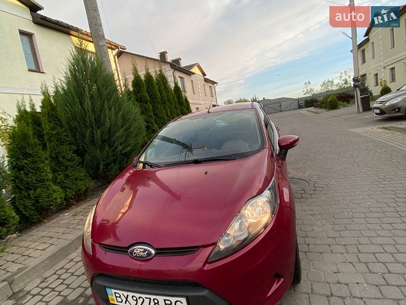 Хетчбек Ford Fiesta 2011 в Хмельницькому