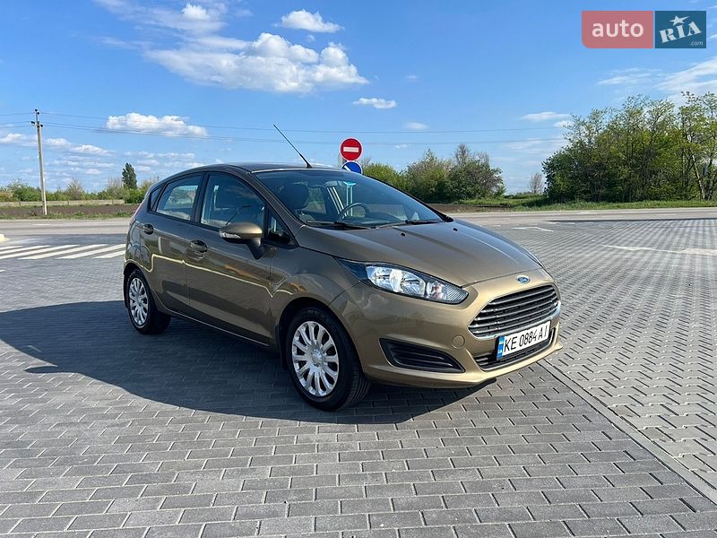 Хетчбек Ford Fiesta 2013 в Дніпрі