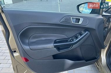 Хетчбек Ford Fiesta 2013 в Дніпрі