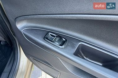 Хетчбек Ford Fiesta 2013 в Дніпрі