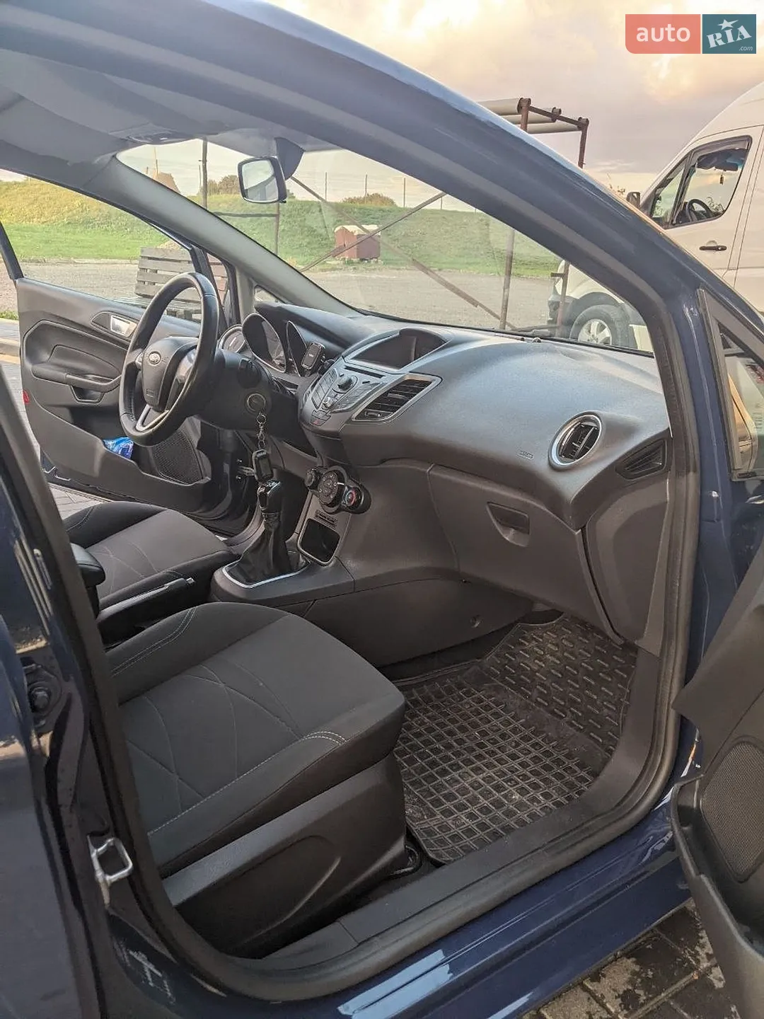 2013 Ford Fiesta - мініатюра 6