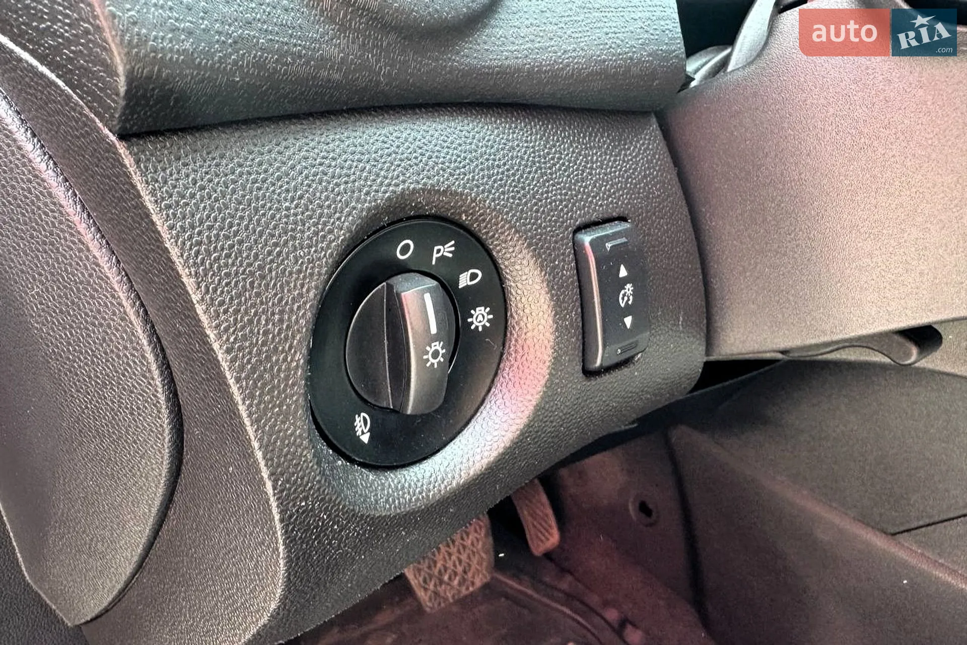 2014 Ford Fiesta - мініатюра 23