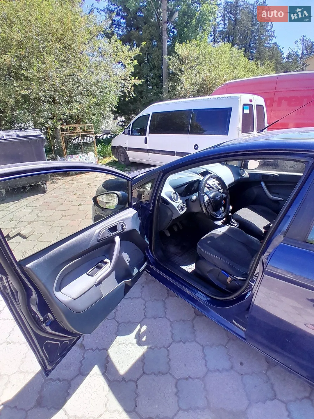 2010 Ford Fiesta - мініатюра 13