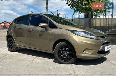 Хэтчбек Ford Fiesta 2012 в Киеве