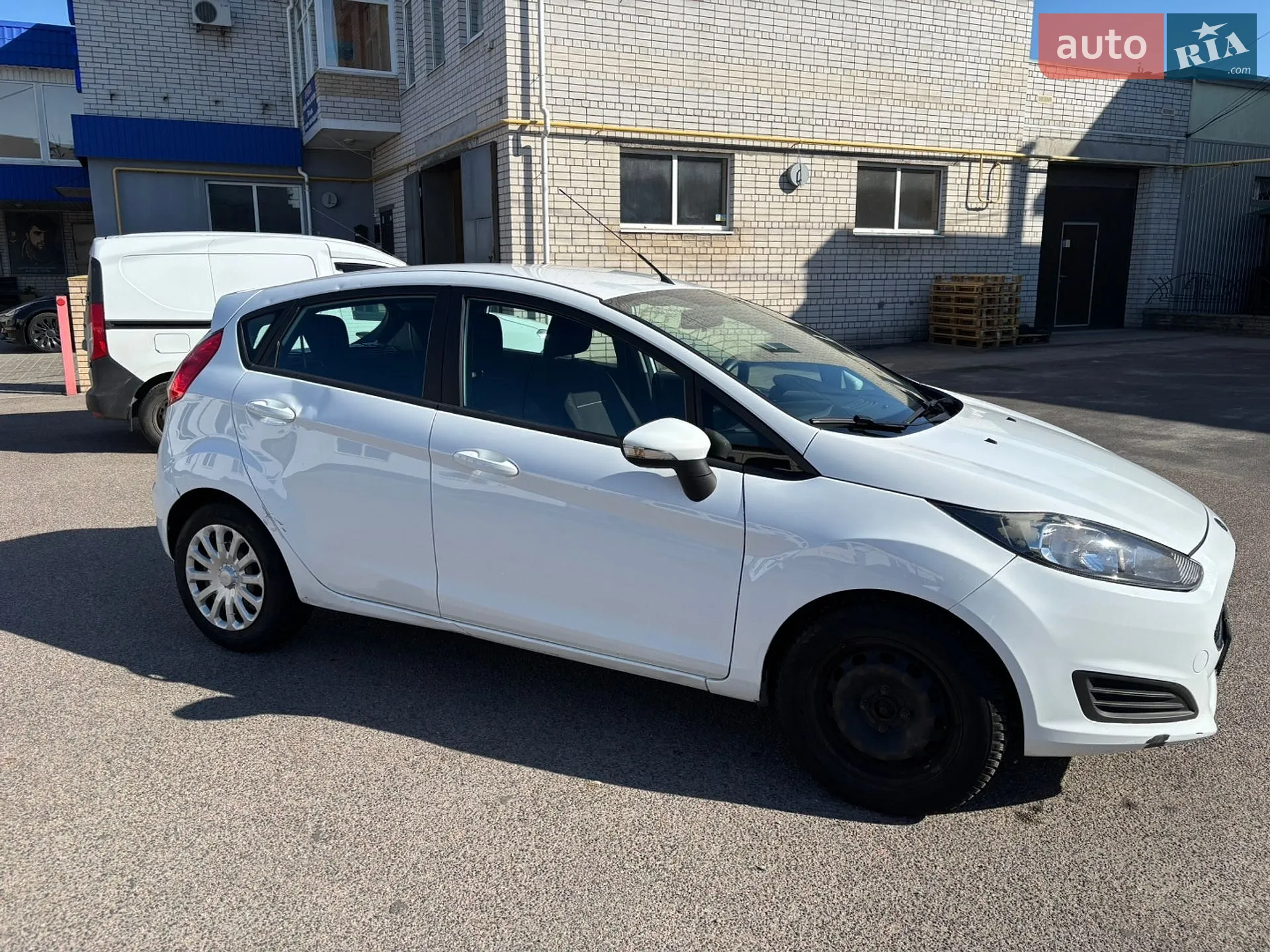 2016 Ford Fiesta - мініатюра 8