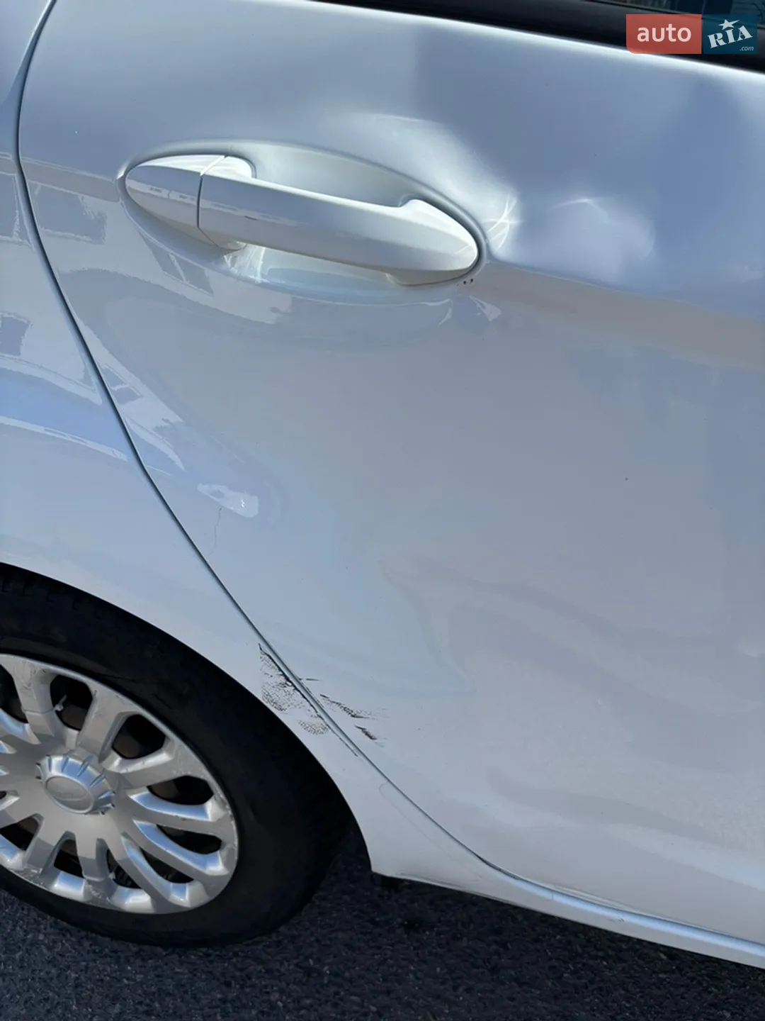 2016 Ford Fiesta - мініатюра 11