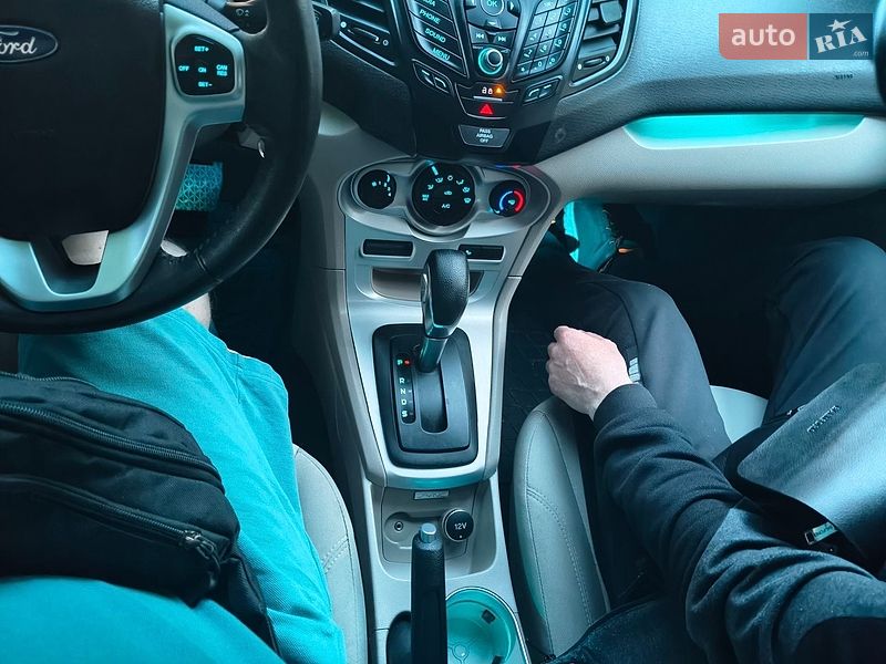 Седан Ford Fiesta 2015 в Хмельницком фото 39 Седан Ford Fiesta 2015 в Хмельницком