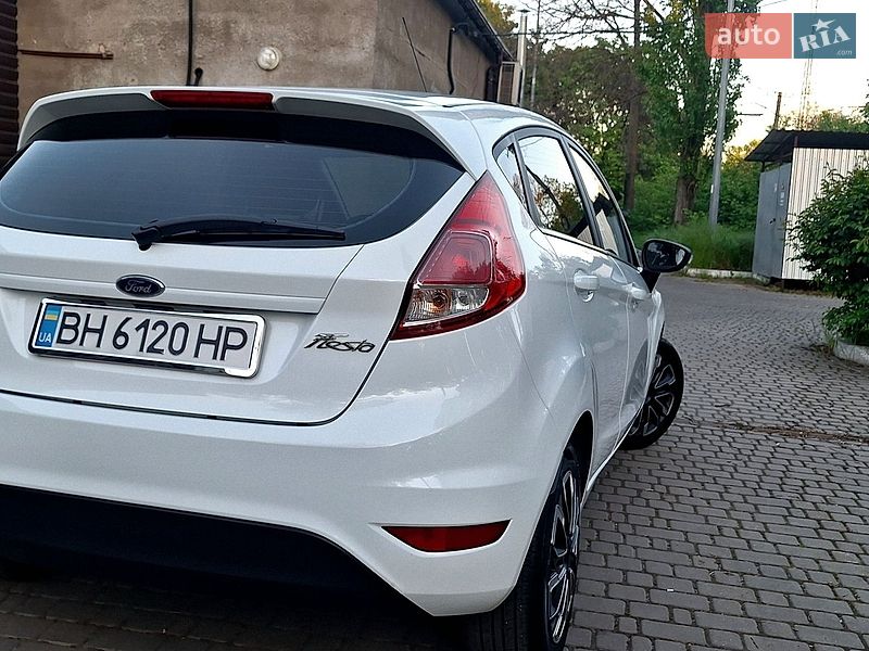 Хетчбек Ford Fiesta 2016 в Одесі