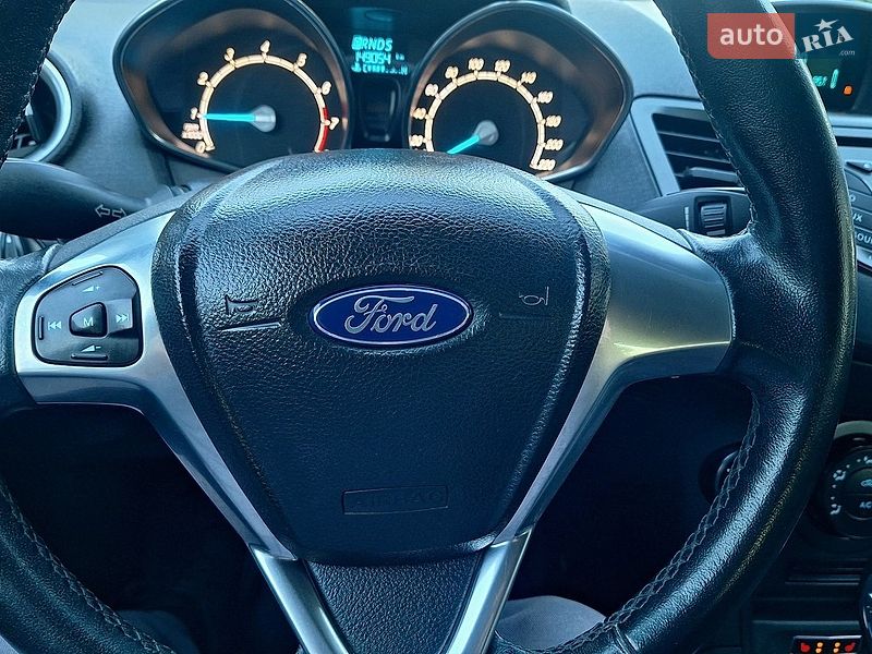 Хетчбек Ford Fiesta 2016 в Одесі