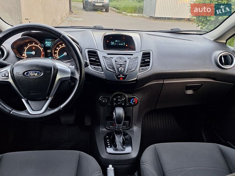 Хетчбек Ford Fiesta 2016 в Одесі