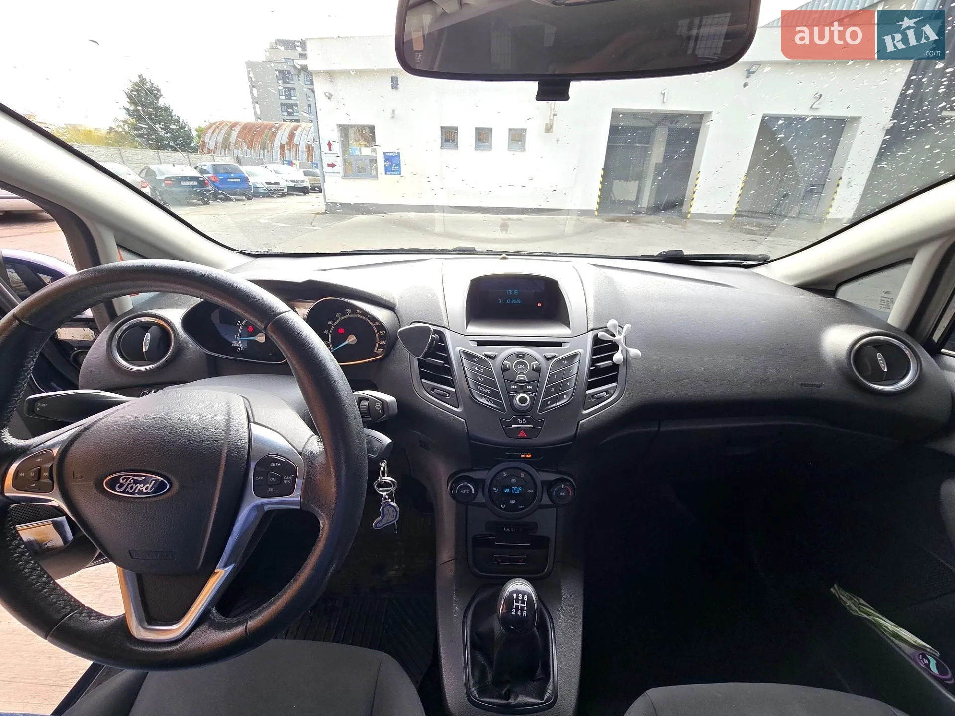 2016 Ford Fiesta - мініатюра 9