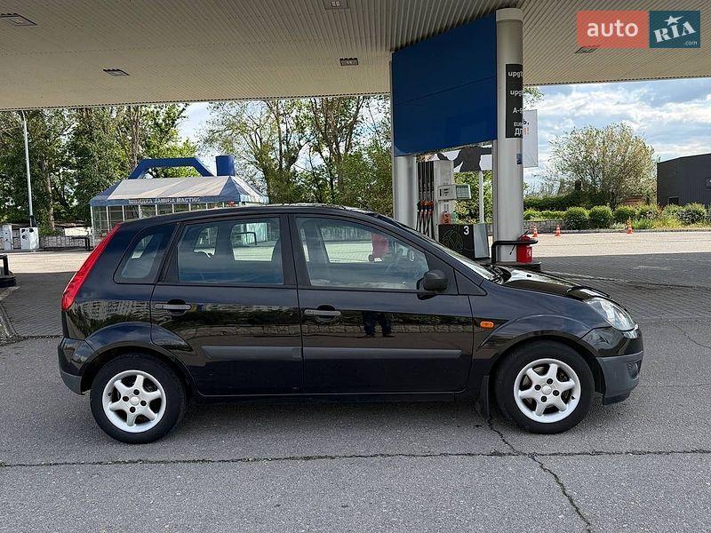 Хетчбек Ford Fiesta 2008 в Запоріжжі
