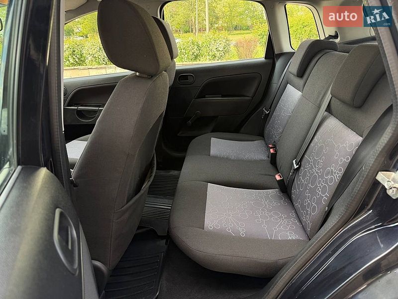Хетчбек Ford Fiesta 2008 в Запоріжжі