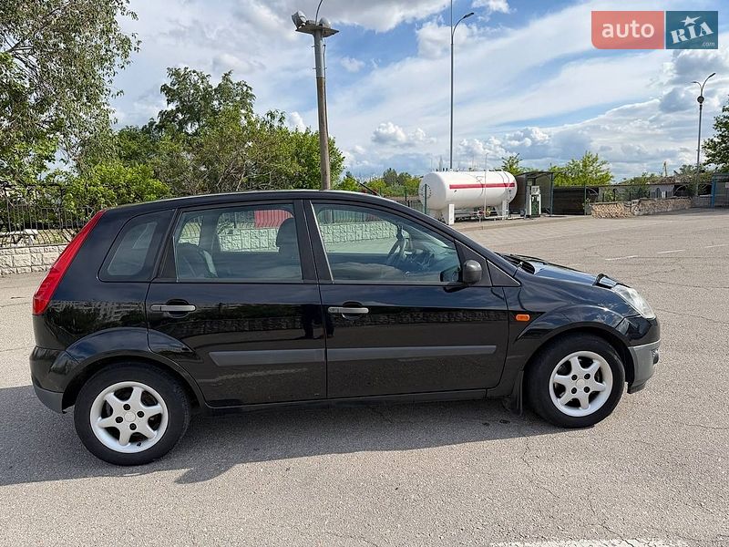 Хетчбек Ford Fiesta 2008 в Запоріжжі