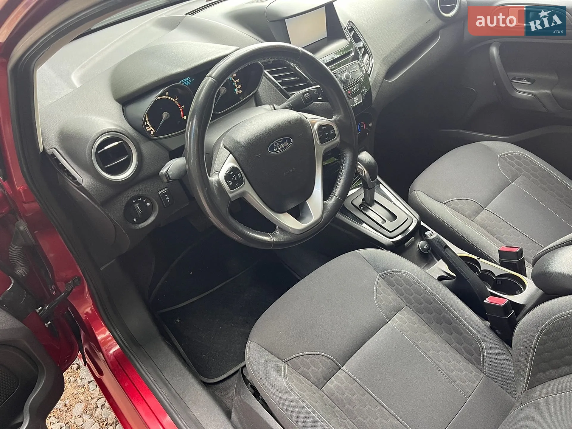 2013 Ford Fiesta - мініатюра 11