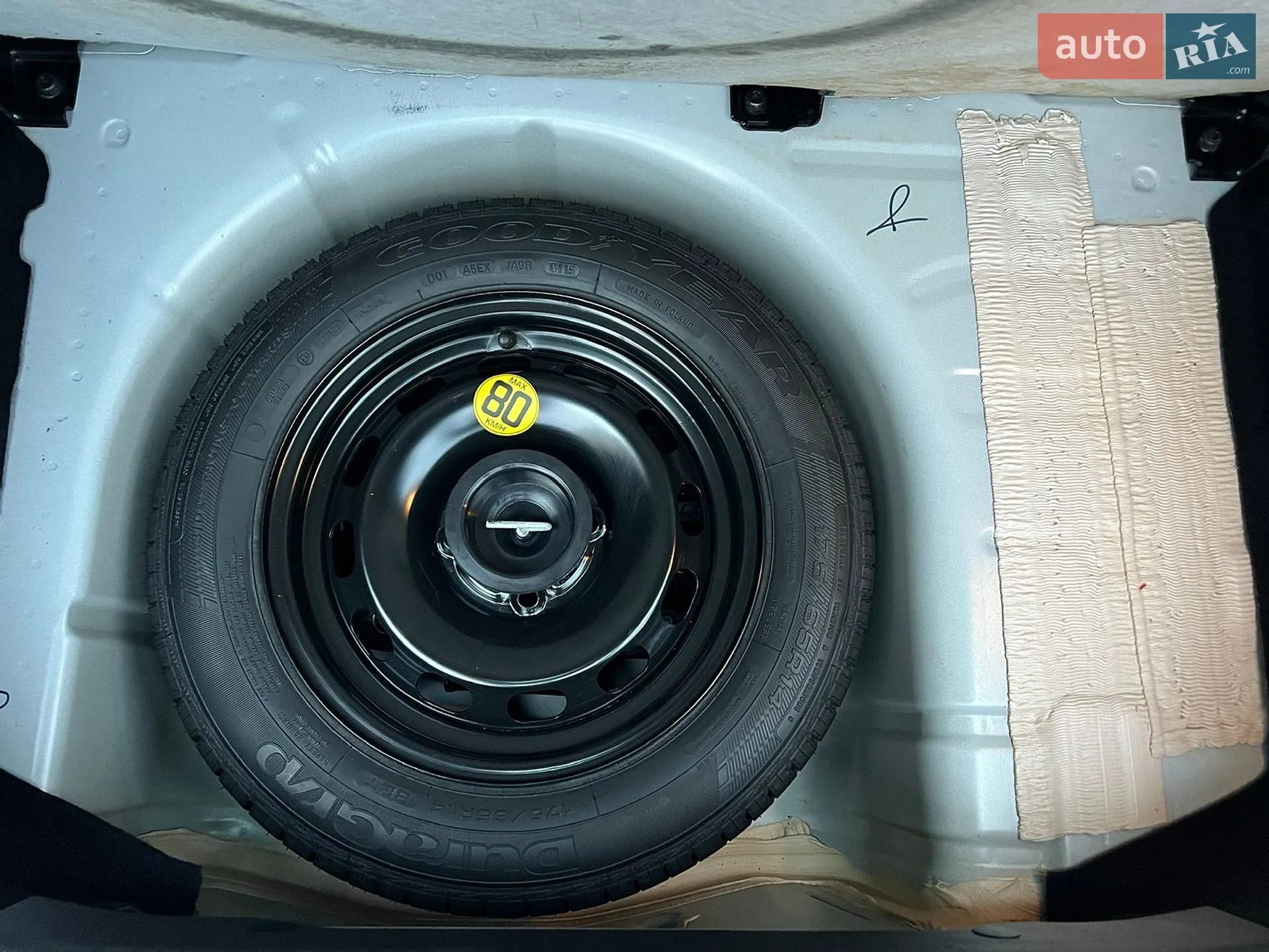 2015 Ford Fiesta - мініатюра 40