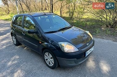 Хэтчбек Ford Fiesta 2007 в Золотоноше