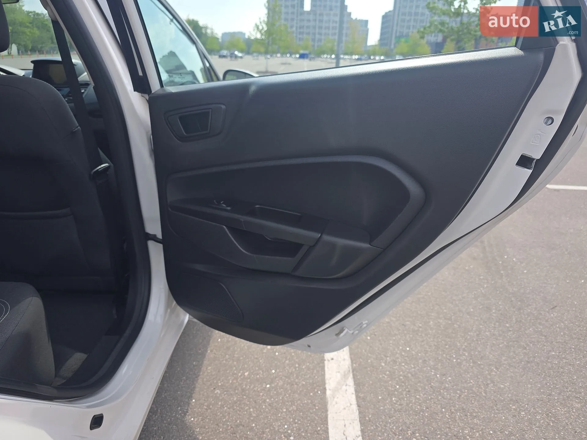 2019 Ford Fiesta - мініатюра 16