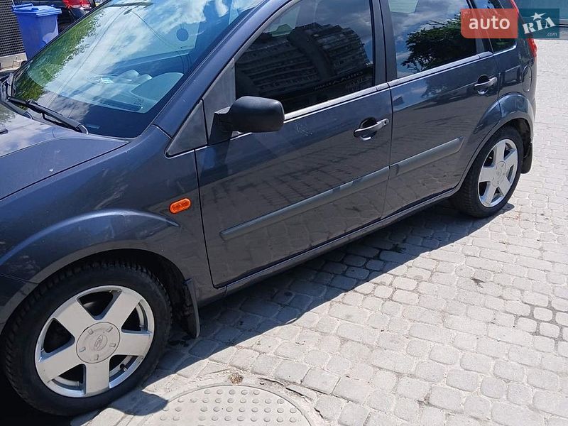 Хетчбек Ford Fiesta 2008 в Львові