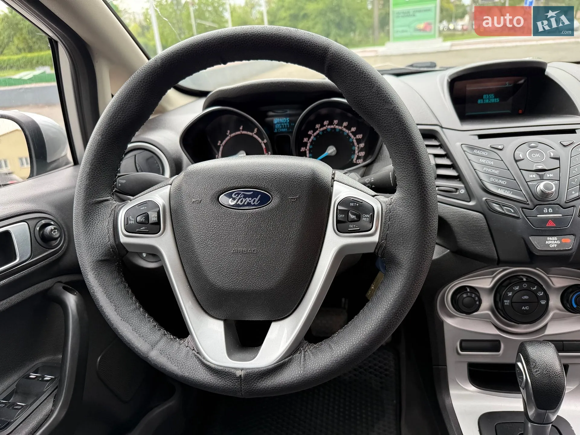 2015 Ford Fiesta - мініатюра 28