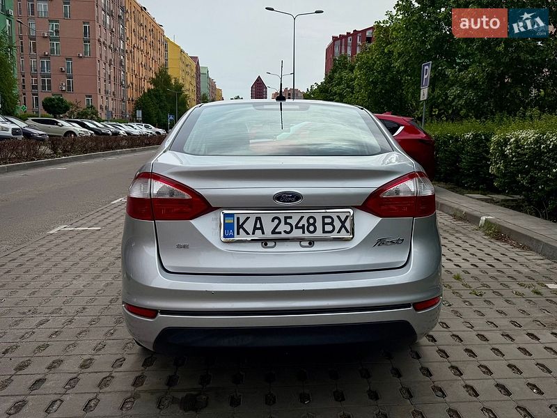 Седан Ford Fiesta 2017 в Києві