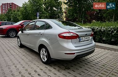 Седан Ford Fiesta 2017 в Києві