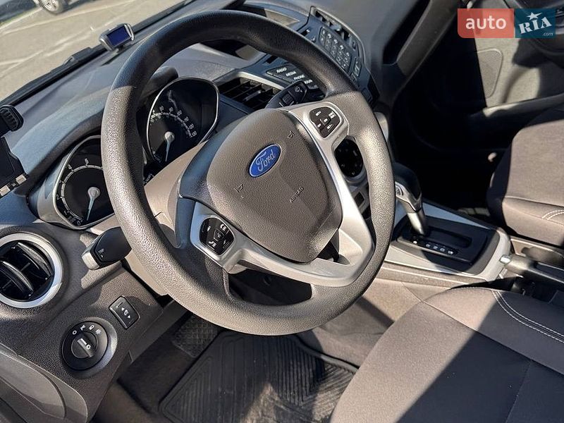 Седан Ford Fiesta 2019 в Киеве фото 10 Седан Ford Fiesta 2019 в Киеве