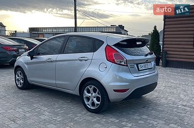 Хетчбек Ford Fiesta 2013 в Софіївській Борщагівці