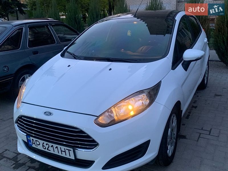 Хетчбек Ford Fiesta 2014 в Запоріжжі фото Хетчбек Ford Fiesta 2014 в Запоріжжі