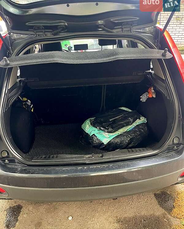 Хетчбек Ford Fiesta 2007 в Києві